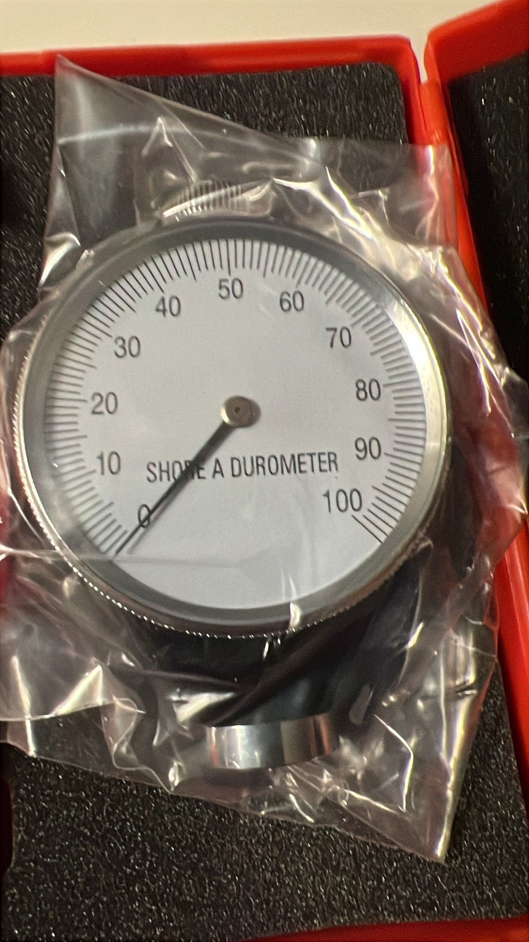 RUBBER TIRE DUROMETER TYPE A (RM2064)