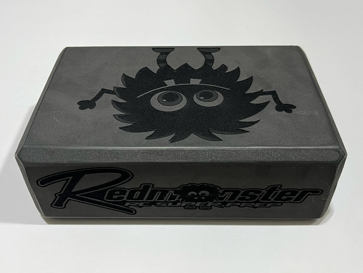 RED MONSTER FOAM BLOCK - CAR STAND (2074)